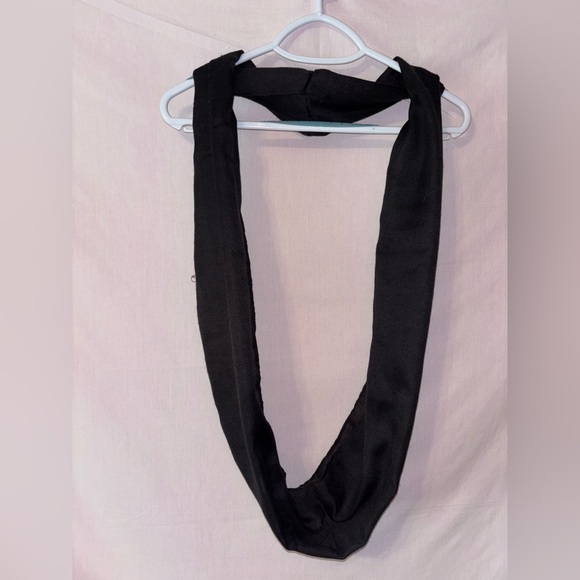 Black Infinity Scarf - Picture 1 of 5
